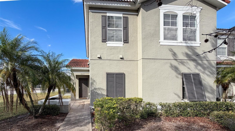 KISSIMMEE, Florida 34746, 4 Bedrooms Bedrooms, ,2 BathroomsBathrooms,Residential,For Sale,ALBERTO,0,MFRO6368791