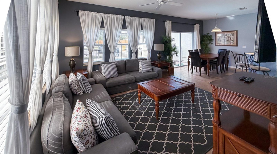 KISSIMMEE, Florida 34746, 4 Bedrooms Bedrooms, ,2 BathroomsBathrooms,Residential,For Sale,ALBERTO,0,MFRO6368791