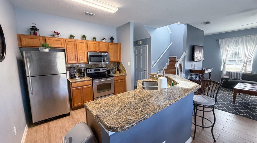 KISSIMMEE, Florida 34746, 4 Bedrooms Bedrooms, ,2 BathroomsBathrooms,Residential,For Sale,ALBERTO,0,MFRO6368791