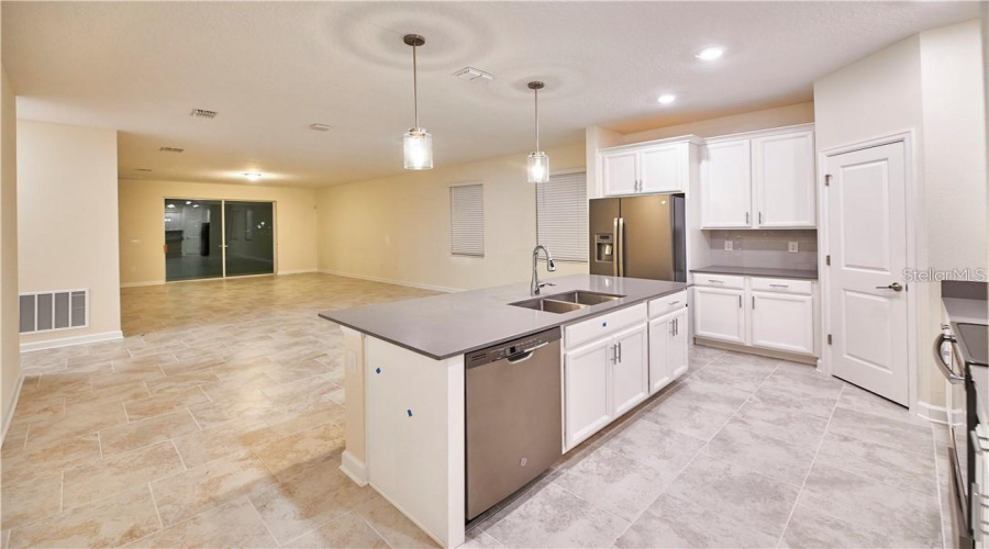 KISSIMMEE, Florida 34746, 3 Bedrooms Bedrooms, ,2 BathroomsBathrooms,Residential,For Sale,SEVEN CANYONS,0,MFRS5140521