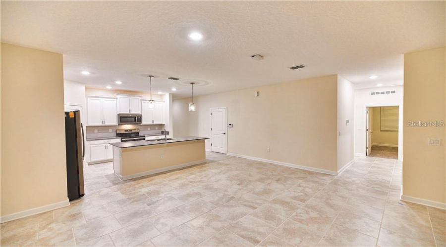 KISSIMMEE, Florida 34746, 3 Bedrooms Bedrooms, ,2 BathroomsBathrooms,Residential,For Sale,SEVEN CANYONS,0,MFRS5140521