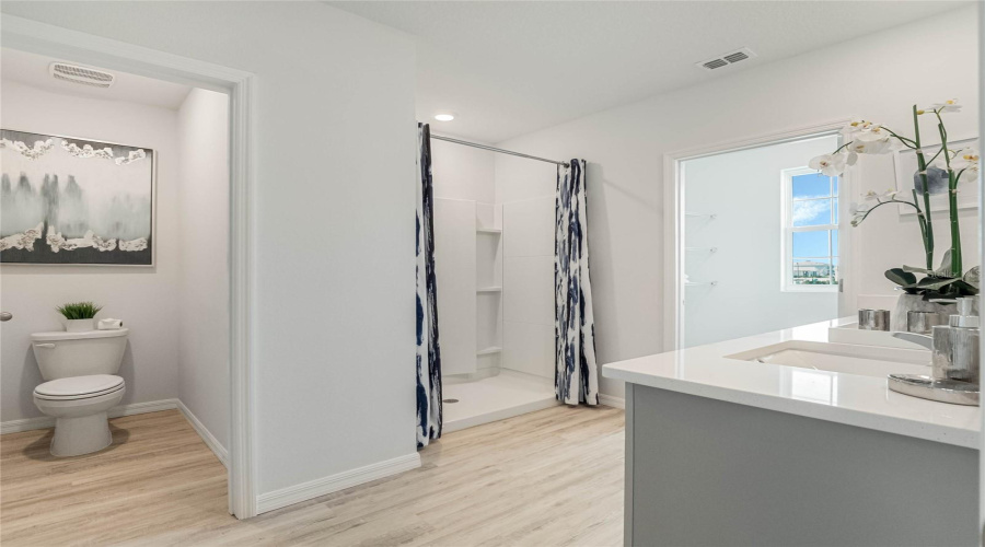 DAVENPORT, Florida 33837, 5 Bedrooms Bedrooms, ,3 BathroomsBathrooms,Residential,For Sale,MOLERA BEACH,0,MFRO6343882