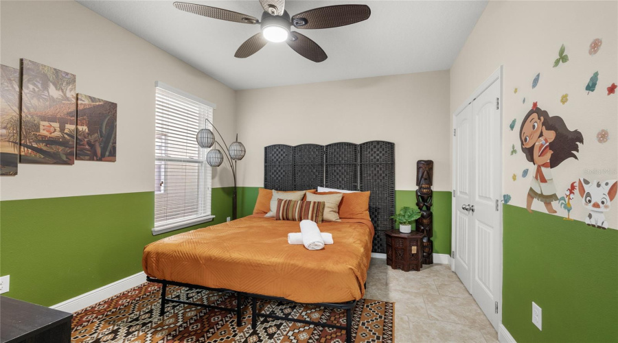 DAVENPORT, Florida 33837, 5 Bedrooms Bedrooms, ,5 BathroomsBathrooms,Residential,For Sale,OAKBOURNE,0,MFRO6368501