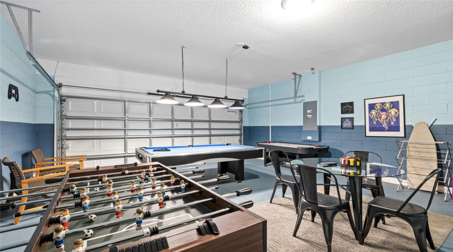 DAVENPORT, Florida 33837, 5 Bedrooms Bedrooms, ,5 BathroomsBathrooms,Residential,For Sale,OAKBOURNE,0,MFRO6368501