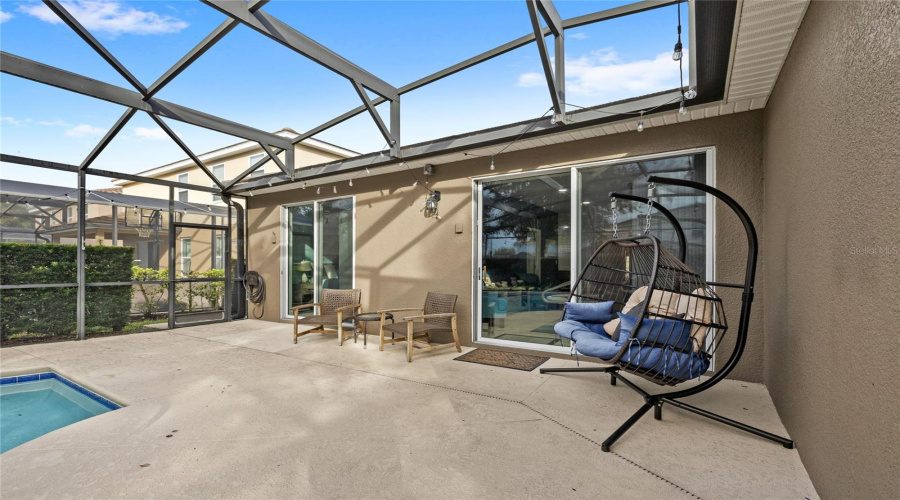 DAVENPORT, Florida 33837, 5 Bedrooms Bedrooms, ,5 BathroomsBathrooms,Residential,For Sale,OAKBOURNE,0,MFRO6368501