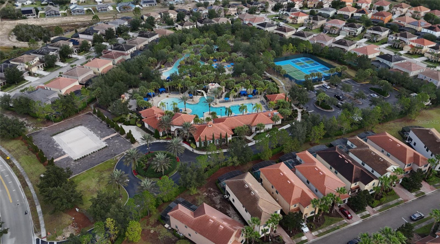 DAVENPORT, Florida 33837, 5 Bedrooms Bedrooms, ,5 BathroomsBathrooms,Residential,For Sale,OAKBOURNE,0,MFRO6368501