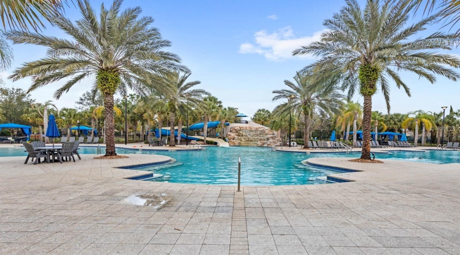 DAVENPORT, Florida 33837, 5 Bedrooms Bedrooms, ,5 BathroomsBathrooms,Residential,For Sale,OAKBOURNE,0,MFRO6368501