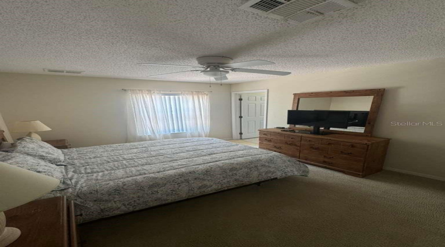 KISSIMMEE, Florida 34746, 3 Bedrooms Bedrooms, ,2 BathroomsBathrooms,Residential,For Sale,VERO BEACH,0,MFRO6315093