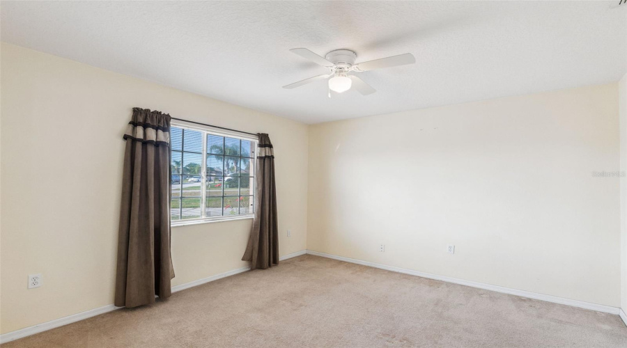 DAVENPORT, Florida 33897, 4 Bedrooms Bedrooms, ,2 BathroomsBathrooms,Residential,For Sale,HILLCREST,0,MFRO6365013