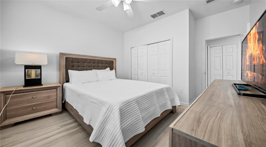 KISSIMMEE, Florida 34746, 8 Bedrooms Bedrooms, ,5 BathroomsBathrooms,Residential,For Sale,BLUE DIAMOND,0,MFRO6367485