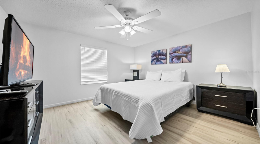 KISSIMMEE, Florida 34746, 8 Bedrooms Bedrooms, ,5 BathroomsBathrooms,Residential,For Sale,BLUE DIAMOND,0,MFRO6367485