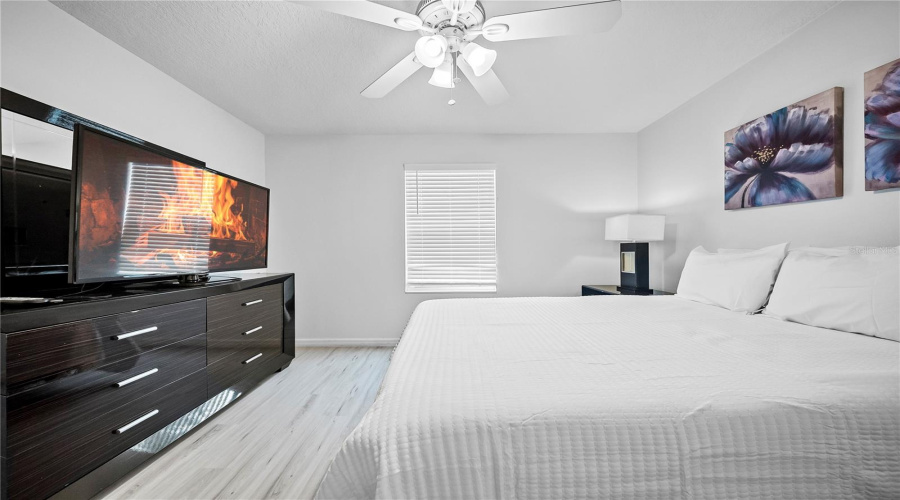 KISSIMMEE, Florida 34746, 8 Bedrooms Bedrooms, ,5 BathroomsBathrooms,Residential,For Sale,BLUE DIAMOND,0,MFRO6367485