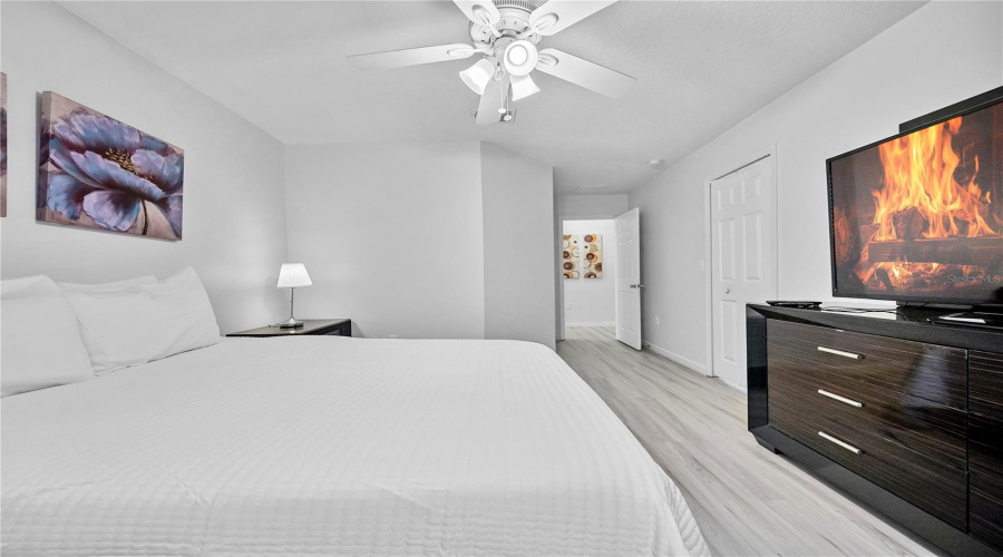 KISSIMMEE, Florida 34746, 8 Bedrooms Bedrooms, ,5 BathroomsBathrooms,Residential,For Sale,BLUE DIAMOND,0,MFRO6367485