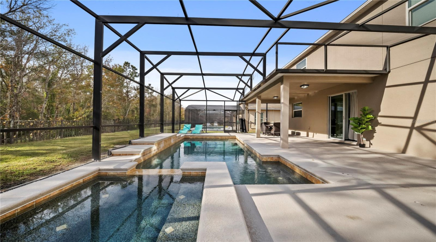 KISSIMMEE, Florida 34746, 8 Bedrooms Bedrooms, ,5 BathroomsBathrooms,Residential,For Sale,BLUE DIAMOND,0,MFRO6367485