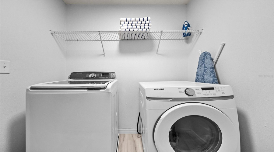 KISSIMMEE, Florida 34746, 8 Bedrooms Bedrooms, ,5 BathroomsBathrooms,Residential,For Sale,BLUE DIAMOND,0,MFRO6367485