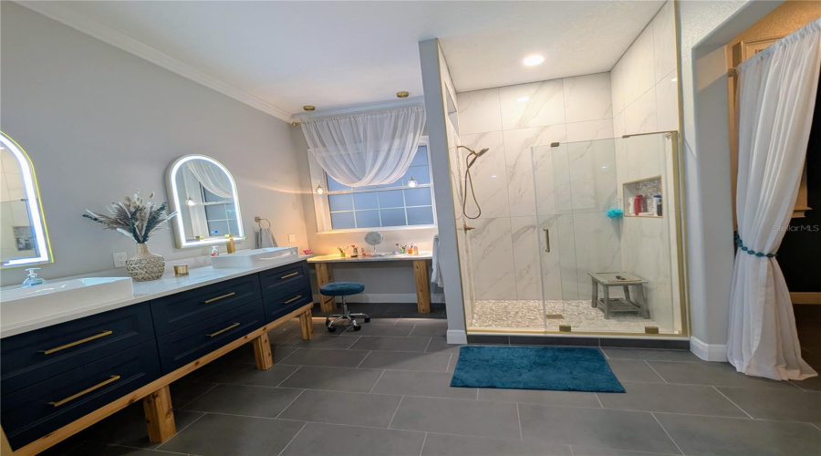 double vanity, dressing table and large shower