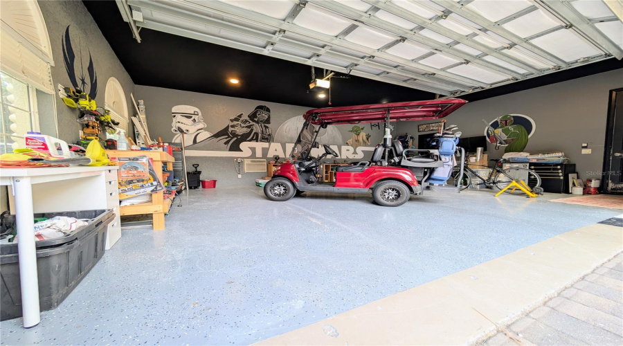 Garage is STAR WARS theme! large private closet space inside