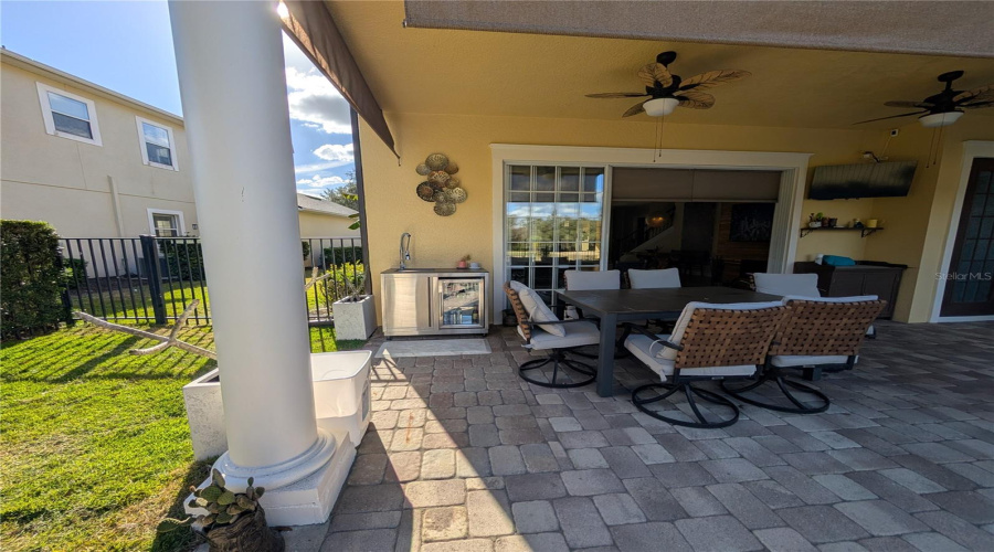 outdoor sink and refrigerator