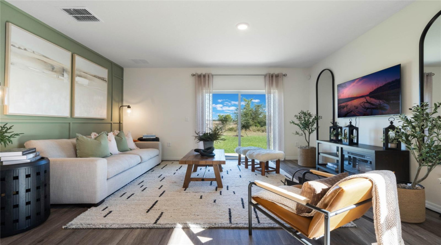 DAVENPORT, Florida 33896, 5 Bedrooms Bedrooms, ,3 BathroomsBathrooms,Residential,For Sale,OAKS RIVER,0,MFRO6369022