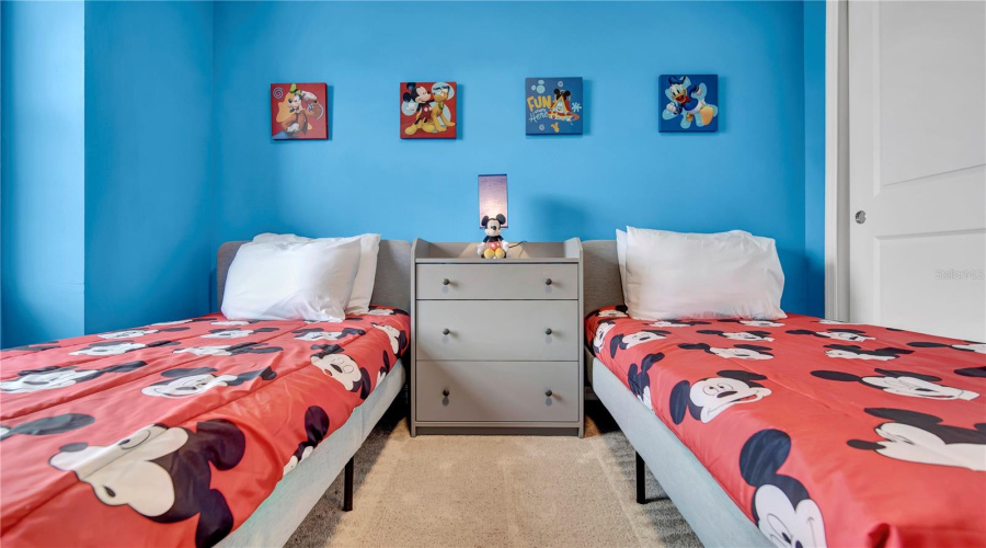 DAVENPORT, Florida 33897, 5 Bedrooms Bedrooms, ,4 BathroomsBathrooms,Residential,For Sale,LANA,0,MFRO6369068