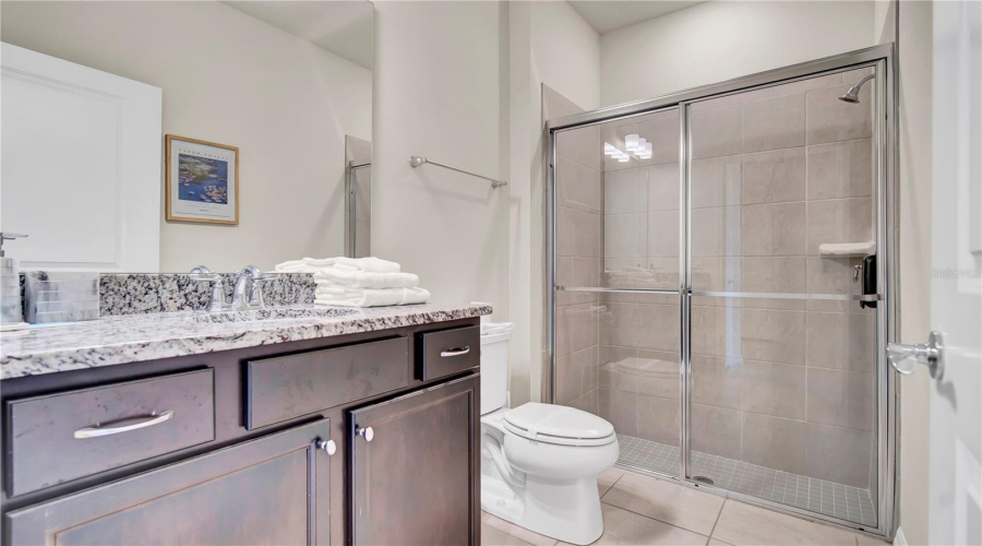 DAVENPORT, Florida 33897, 5 Bedrooms Bedrooms, ,4 BathroomsBathrooms,Residential,For Sale,LANA,0,MFRO6369068