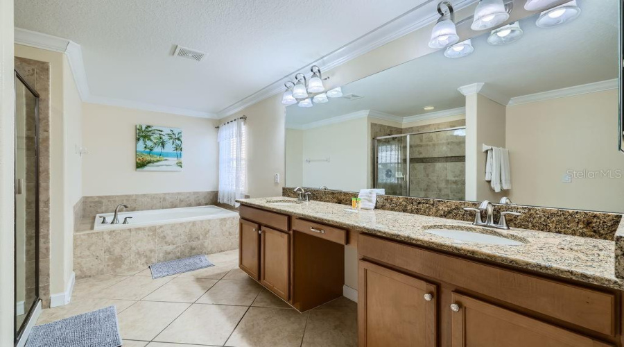 KISSIMMEE, Florida 34747, 6 Bedrooms Bedrooms, ,5 BathroomsBathrooms,Residential,For Sale,BUCCANEER PALM,0,MFRO6306835
