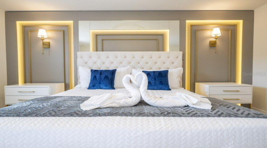 DAVENPORT, Florida 33897, 5 Bedrooms Bedrooms, ,4 BathroomsBathrooms,Residential,For Sale,LANA,0,MFRO6369073