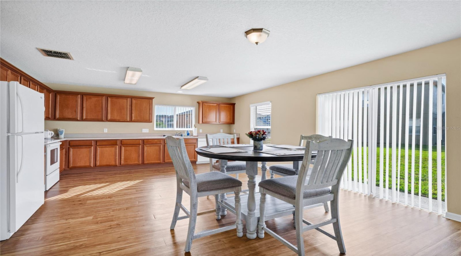 DAVENPORT, Florida 33896, 3 Bedrooms Bedrooms, ,2 BathroomsBathrooms,Residential,For Sale,VERDI,0,MFRO6369167