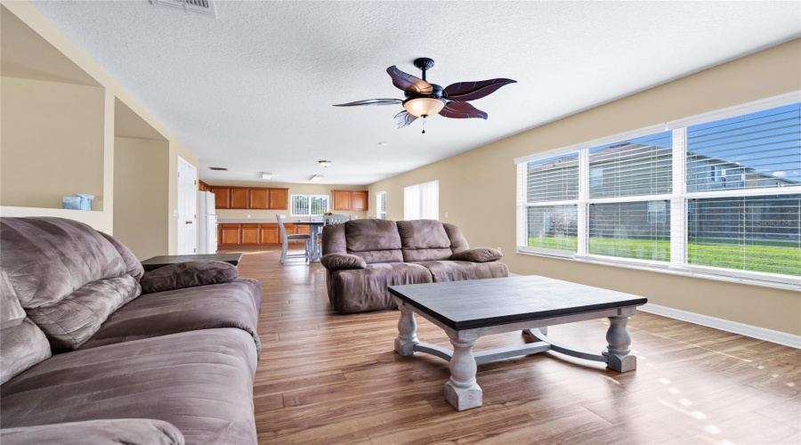 DAVENPORT, Florida 33896, 3 Bedrooms Bedrooms, ,2 BathroomsBathrooms,Residential,For Sale,VERDI,0,MFRO6369167