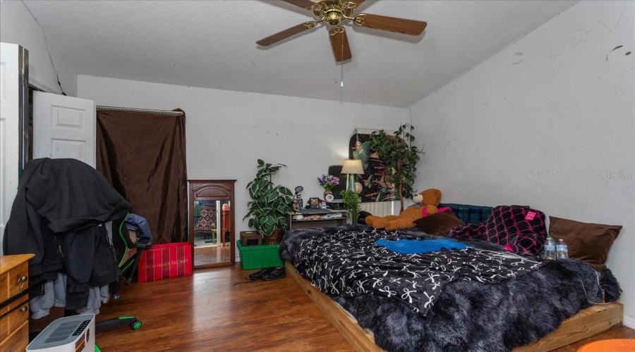 KISSIMMEE, Florida 34747, 5 Bedrooms Bedrooms, ,4 BathroomsBathrooms,Residential,For Sale,LUISENO,0,MFRO6369029