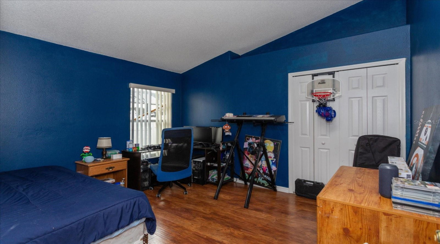 KISSIMMEE, Florida 34747, 5 Bedrooms Bedrooms, ,4 BathroomsBathrooms,Residential,For Sale,LUISENO,0,MFRO6369029