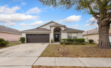 KISSIMMEE, Florida 34747, 5 Bedrooms Bedrooms, ,4 BathroomsBathrooms,Residential,For Sale,LUISENO,0,MFRO6369029