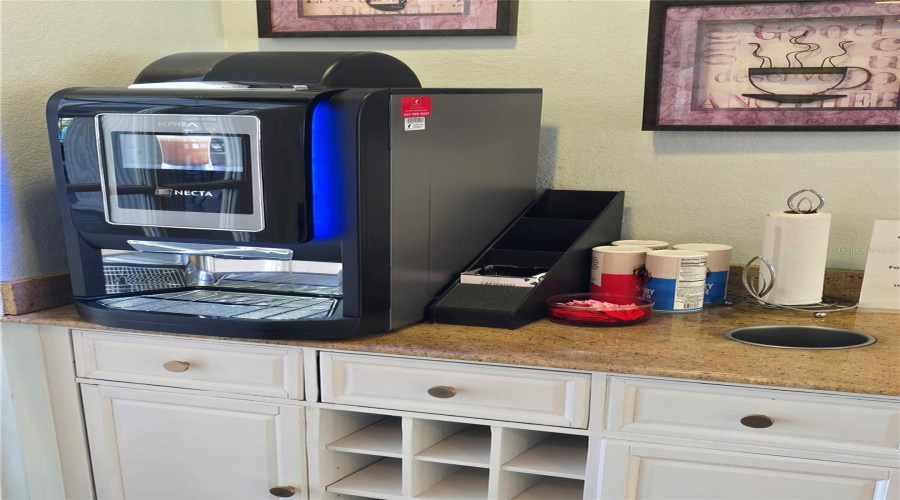 DAVENPORT, Florida 33897, 2 Bedrooms Bedrooms, ,2 BathroomsBathrooms,Residential,For Sale,NEW PROVIDENCE,0,MFRO6367940