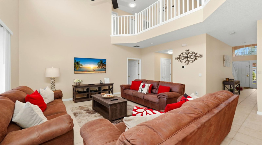 DAVENPORT, Florida 33897, 6 Bedrooms Bedrooms, ,5 BathroomsBathrooms,Residential,For Sale,SEVILLA,0,MFRNS1086832