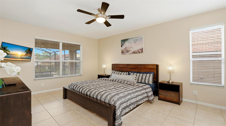 DAVENPORT, Florida 33897, 6 Bedrooms Bedrooms, ,5 BathroomsBathrooms,Residential,For Sale,SEVILLA,0,MFRNS1086832