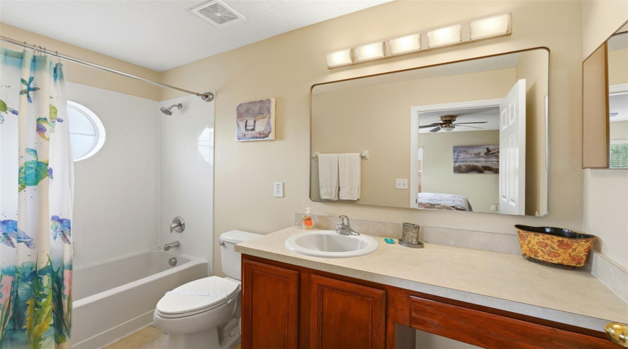 DAVENPORT, Florida 33897, 6 Bedrooms Bedrooms, ,5 BathroomsBathrooms,Residential,For Sale,SEVILLA,0,MFRNS1086832