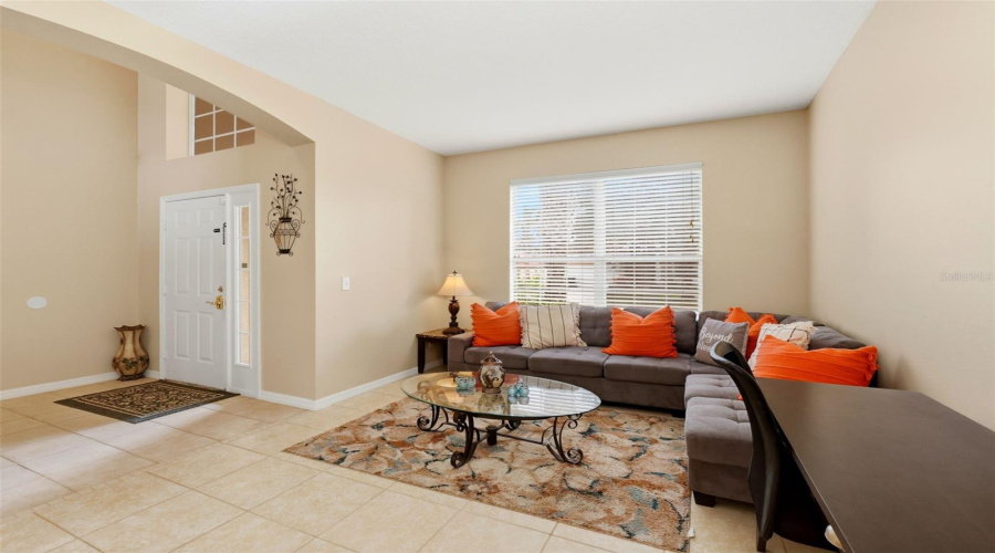 DAVENPORT, Florida 33897, 6 Bedrooms Bedrooms, ,5 BathroomsBathrooms,Residential,For Sale,SEVILLA,0,MFRNS1086832