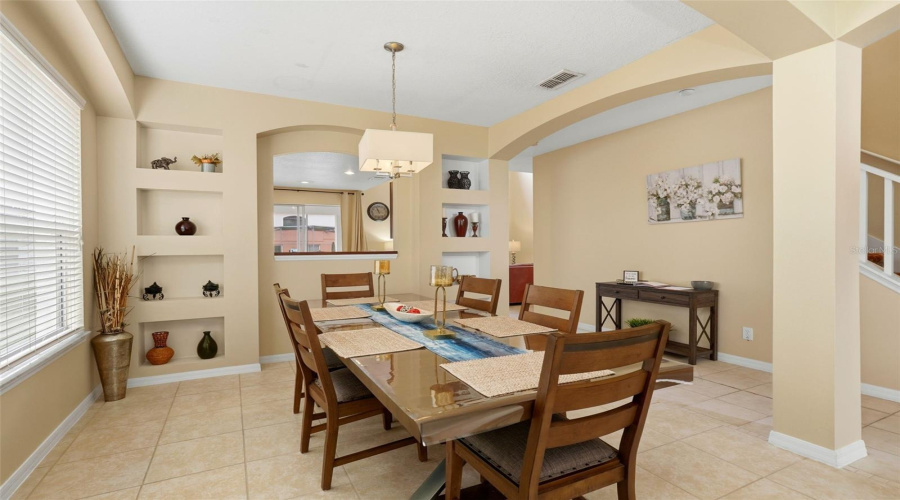 DAVENPORT, Florida 33897, 6 Bedrooms Bedrooms, ,5 BathroomsBathrooms,Residential,For Sale,SEVILLA,0,MFRNS1086832