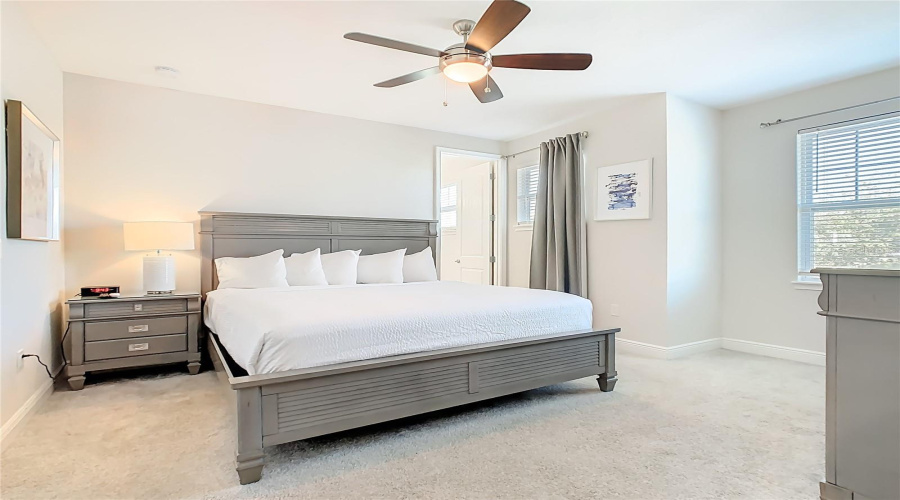 KISSIMMEE, Florida 34747, 5 Bedrooms Bedrooms, ,5 BathroomsBathrooms,Residential,For Sale,SOUTHFIELD,0,MFRO6365793