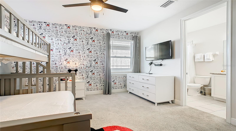 KISSIMMEE, Florida 34747, 5 Bedrooms Bedrooms, ,5 BathroomsBathrooms,Residential,For Sale,SOUTHFIELD,0,MFRO6365793