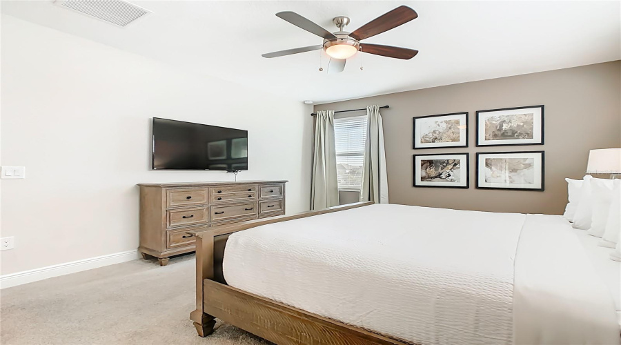 KISSIMMEE, Florida 34747, 5 Bedrooms Bedrooms, ,5 BathroomsBathrooms,Residential,For Sale,SOUTHFIELD,0,MFRO6365793