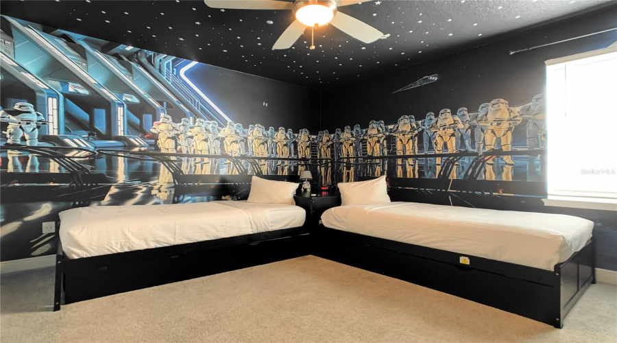 KISSIMMEE, Florida 34747, 5 Bedrooms Bedrooms, ,5 BathroomsBathrooms,Residential,For Sale,SOUTHFIELD,0,MFRO6365793