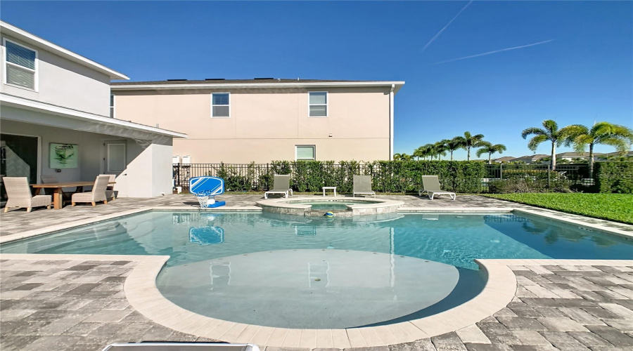 KISSIMMEE, Florida 34747, 5 Bedrooms Bedrooms, ,5 BathroomsBathrooms,Residential,For Sale,SOUTHFIELD,0,MFRO6365793