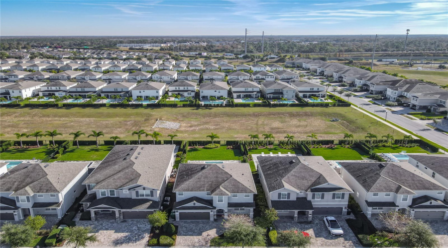 KISSIMMEE, Florida 34747, 5 Bedrooms Bedrooms, ,5 BathroomsBathrooms,Residential,For Sale,SOUTHFIELD,0,MFRO6365793