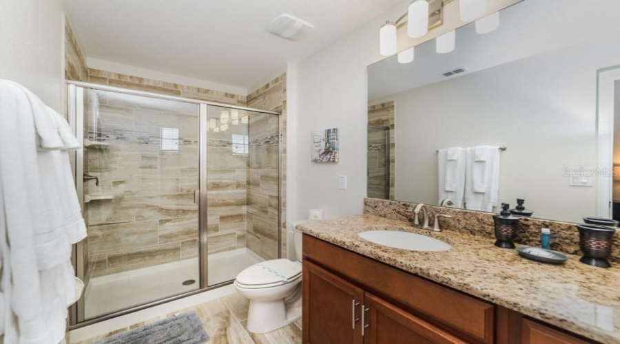 KISSIMMEE, Florida 34746, 6 Bedrooms Bedrooms, ,5 BathroomsBathrooms,Residential,For Sale,SLEEPY HOLLOW,0,MFRO6352047