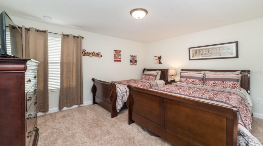 KISSIMMEE, Florida 34746, 6 Bedrooms Bedrooms, ,5 BathroomsBathrooms,Residential,For Sale,SLEEPY HOLLOW,0,MFRO6352047