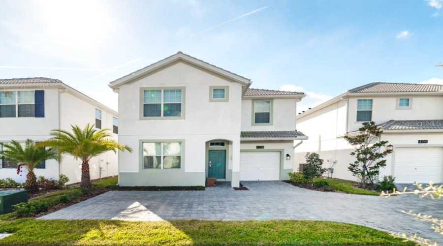 KISSIMMEE, Florida 34746, 6 Bedrooms Bedrooms, ,5 BathroomsBathrooms,Residential,For Sale,SLEEPY HOLLOW,0,MFRO6352047
