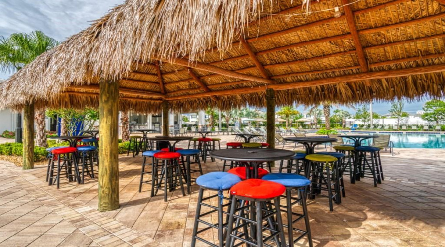 KISSIMMEE, Florida 34746, 6 Bedrooms Bedrooms, ,5 BathroomsBathrooms,Residential,For Sale,SLEEPY HOLLOW,0,MFRO6352047