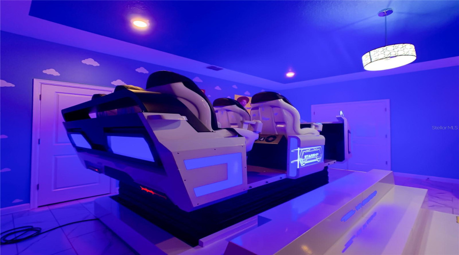 KISSIMMEE, Florida 34746, 8 Bedrooms Bedrooms, ,5 BathroomsBathrooms,Residential,For Sale,FABLE,0,MFRO6351779