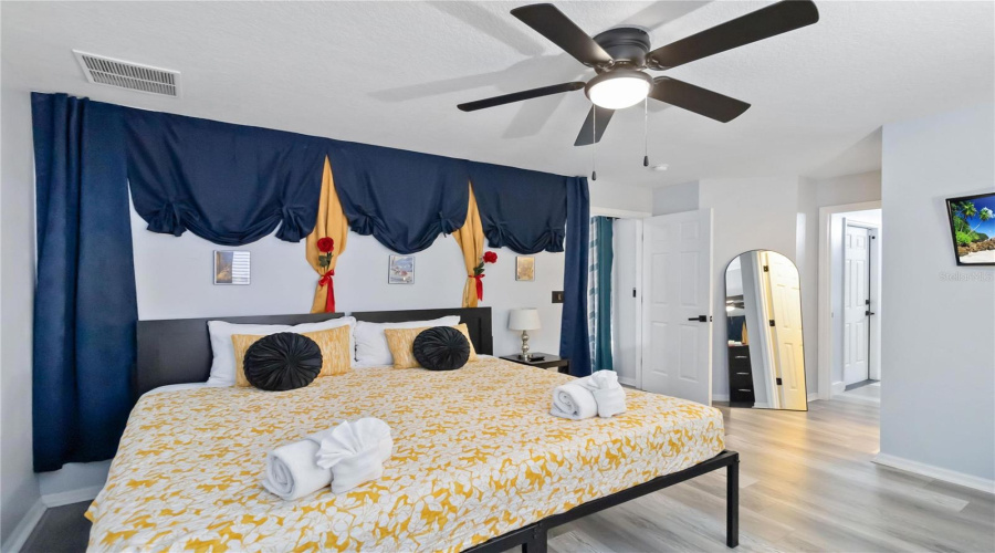 DAVENPORT, Florida 33896, 4 Bedrooms Bedrooms, ,2 BathroomsBathrooms,Residential,For Sale,HUMMINGBIRD,0,MFRO6352030